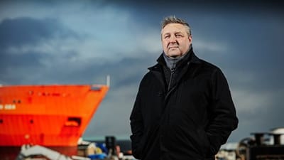 En "krigserkl&aelig;ring mod den h&aring;rdtarbejdende l&oslash;nmodtager" kalder 3F's forbundsformand de forskellige forslag om at sk&aelig;re i ydelser, som for tiden fylder i det politiske landskab.