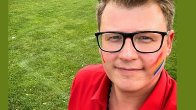 - Hun kaldte mig unaturlig og talte grimt til mig p&aring; grund af min seksualitet, fort&aelig;ller 36-&aring;rige Casper Honor&eacute; om en tidligere arbejdsplads.