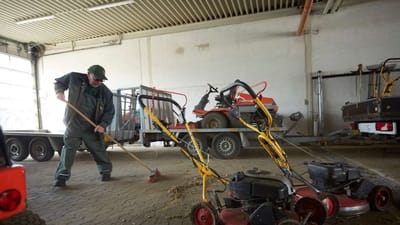 Hver anden 3F-senior mellem 60 og 67 &aring;r oplever, at deres arbejdsplads ikke tager s&aelig;rlige hensyn til dem. (ARKIV)