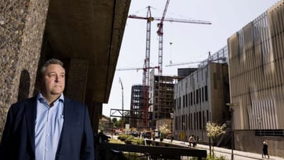 Formanden for Pensiondanmark, 3F's forbundsformand Henning Overgaard, forst&aring;r godt, at nogle vil finde pensionsselskabets bel&oslash;b til dets afg&aring;ende direkt&oslash;r kritisabelt.  