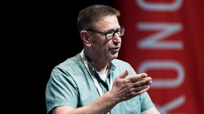Tillidsmand Allan Slawecki deltog i debatten om s&aelig;rlige medlemsfordele p&aring; 3F-kongressen i 2023. Nu har han selv forhandlet en af dem hjem.