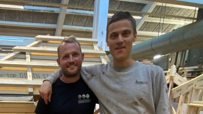 Martin Sejersen og Frederik Thordal Pedersen brugte udelukkende bæredygtige materialer til deres svendeprøve.
Foto: NEXT Uddannelse København