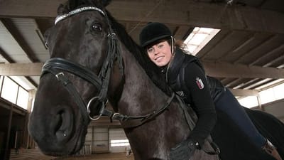 21-&aring;rige Stephanie Normann Andersen elsker sin 11-&aring;rige hest Verdi. Hun har redet, siden hun var seks &aring;r gammel.