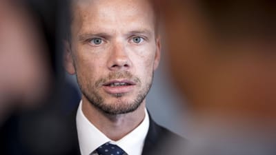 Den socialdemokratiske besk&aelig;ftigelsesminister Peter Hummelgaard skal nu i samr&aring;d om arbejdsmilj&oslash;et p&aring; Storstr&oslash;msbroen.