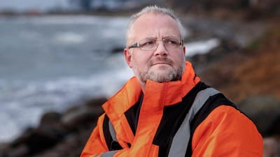 Peter Henriksen er kranf&oslash;rer og arbejdsmilj&oslash;repr&aelig;sentant hos den italienske hovedentrepren&oslash;r p&aring; Storstr&oslash;msbro-byggeriet.