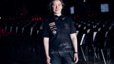 Simone Olsen p&aring; 19 blev i weekenden k&aring;ret til Danmarks dygtigste bygningsstrukt&oslash;relev sammen med sin makker, da de vandt DM i Skills 2022. Nu er hun i tvivl om, om hun kan holde p&aring; arbejdsmarkedet s&aring; l&aelig;nge, som pensionskommissionen foresl&aring;r.