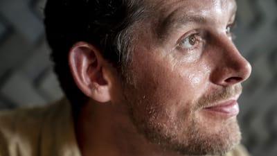 En række kendte danskere og politikere er blevet beskyldt for at have rod i deres million-dyre byggerier. Både i 2013 og 2019 var den gal på Rasmus Seebachs byggerier.