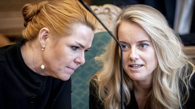 De er begge blevet k&aring;ret som dronning af h&oslash;jrefl&oslash;jen, men b&aring;de i Pernille Vermunds Nye Borgerlige og Inger St&oslash;jbergs Danmarksdemokraterne er der klart flest m&aelig;nd p&aring; stemmesedlen.