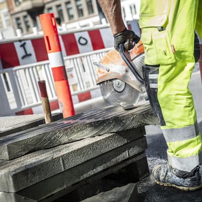 H&aring;ndv&aelig;rkere arbejder p&aring; byggeplads ved Peblinge Dosering, N&oslash;rrebro, K&oslash;benhavn den 7. september 2023.