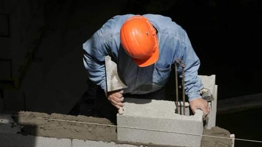 Et h&aring;rdt fysisk arbejde gennem mange &aring;r kan koste helbreddet. 3F hj&aelig;lper hvert &aring;r medlemmer med at rejse sager om erstatninger, og i 2018 er der hentet over 1/2 milliard hjem til blandt andet arbejdsskadede medlemmer.
