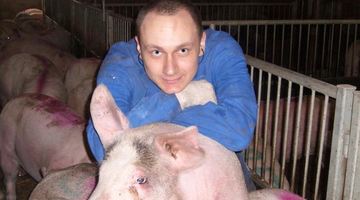 25-årige Mykola Balitskiy fik som landbrugspraktikant efterbetalt 120.000 kroner i 2009, efter at ukraineren blev udsat for lønsnyd af en nordjysk svineproducent.
