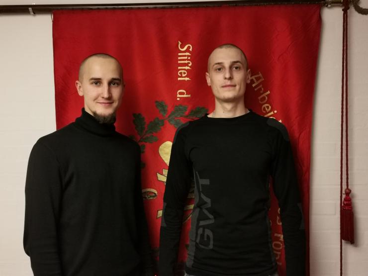 De 23-årige ukrainere Andrii Hryb og Yurii Yasinskyi blev snydt for løn hos Møllegårdens Planteskole.