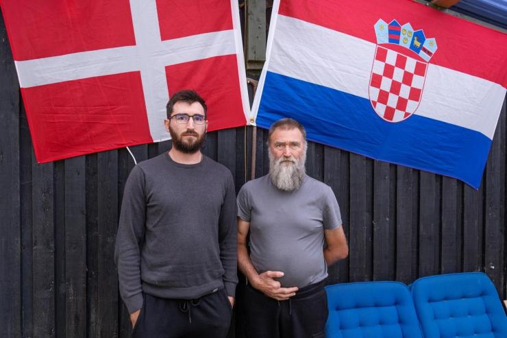 Marinko Gagulics søn, Kristijan, arbejdede også for NCC på stålvalseværket, men har nu fundet et andet job. De bor sammen i et hus på Midtsjælland.