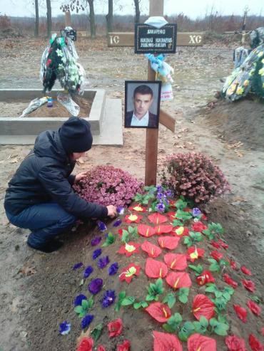 Mykola Makarenko ligger begravet i Ukraine efter sin dødsulykke på arbejde i Danmark.