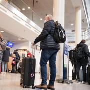 Passagerer, der skal flyve fra Københavns Lufthavn henover de næste weekender og helligdage, anbefales at komme i ekstra god tid. (Arkivfoto).