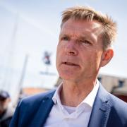 Under Folketmødet på Bornholm smed tidligere formand for DF, Kristian Thulesen Dahl, en bombe, da han meddelte, at han ikke vil stille op for det parti, han selv var med til at stifte for næsten 27 år siden.