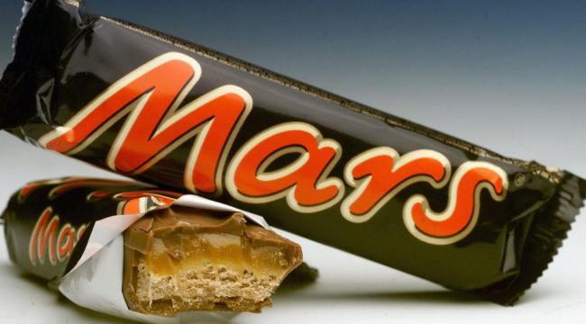 Handel med Mars-barer er omdrejningspunktet i en retssag om mulig svindel med afgifter for 22 millioner kroner. Sagen ender nu i landsretten.