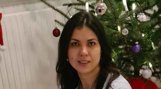 34-årige Liudmyla Demschenko læser i dag til social- og sundhedsassistent. Tidligere arbejdede hun i landbruget, hvor hun måtte betale sin løn tilbage.