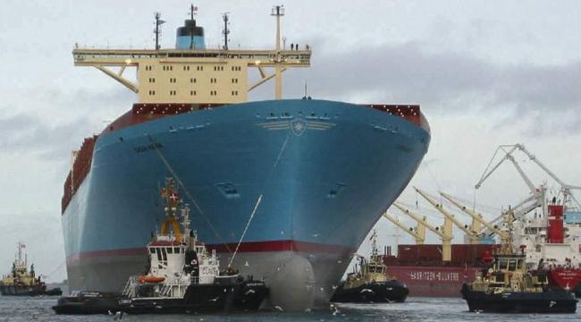 Da A.P. Møller-Mærsk besluttede at lukke Lindøværftet i 2009 modtog 2,6 mia. kroner i eksportlån, men nu viser det sig, at det ikke var den eneste støtte, rederiet fik til deres køb af skibe i Asien. A.P. Møller-Mærsk fik også stillet garantier 