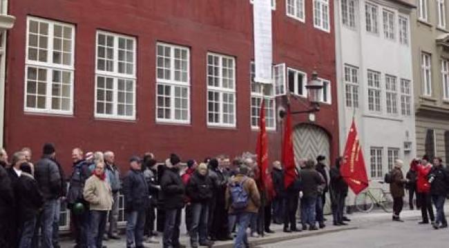 Beslutningen om blokaden mod byggeriet i Ny Kongensgade 11 i det centrale København er truffet i LO med opbakning fra byggeforbundene og RBF – RestaurationsBranchens Forbund.