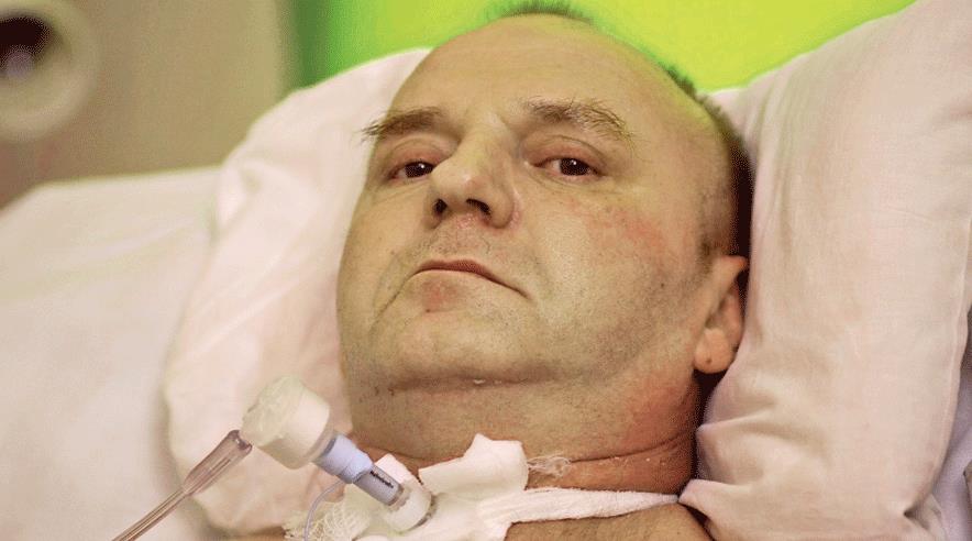 45-årige Adam Szaj døde på et hospital i Polen ni måneder efter, at han blev alvorligt kvæstet ved en arbejdsulykke i Danmark.