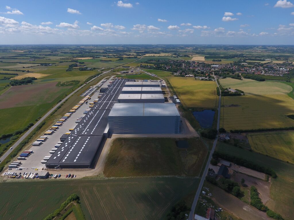 Jysks hovedlager i Uldum i Jylland.