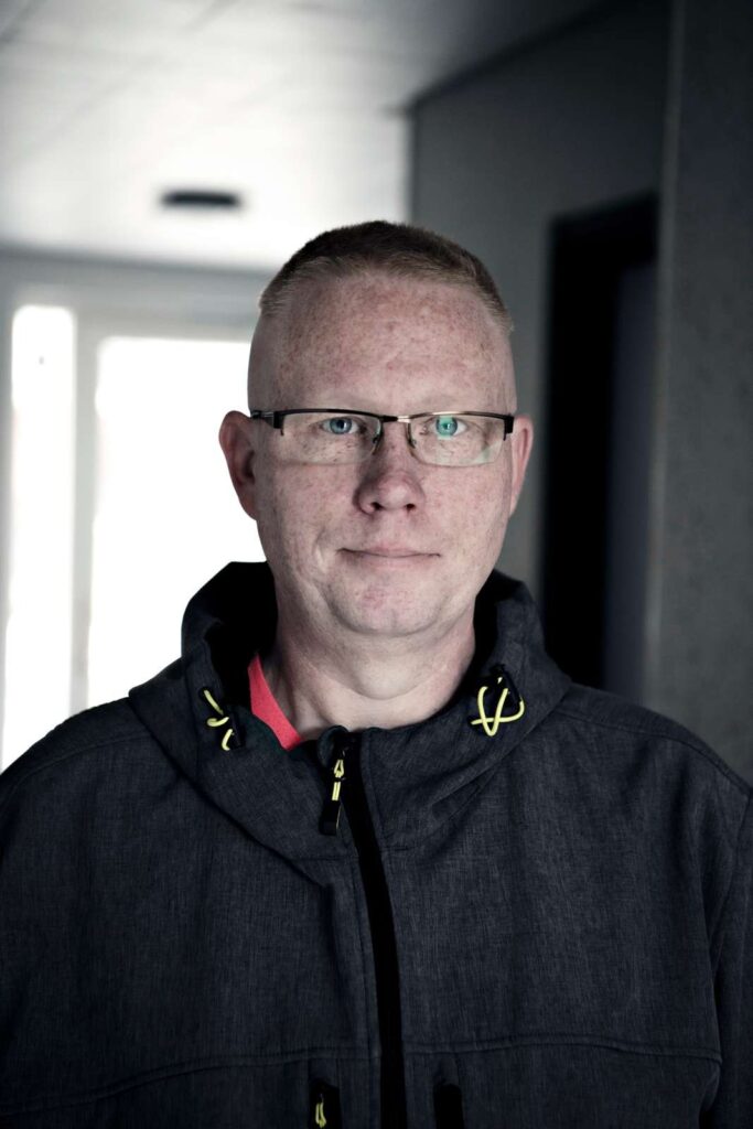 - Der bør være mere politisk fokus på sådan nogle som os, der ikke bare kan arbejde mere eller stige i løn, siger Brian Lytken Jørgensen. 