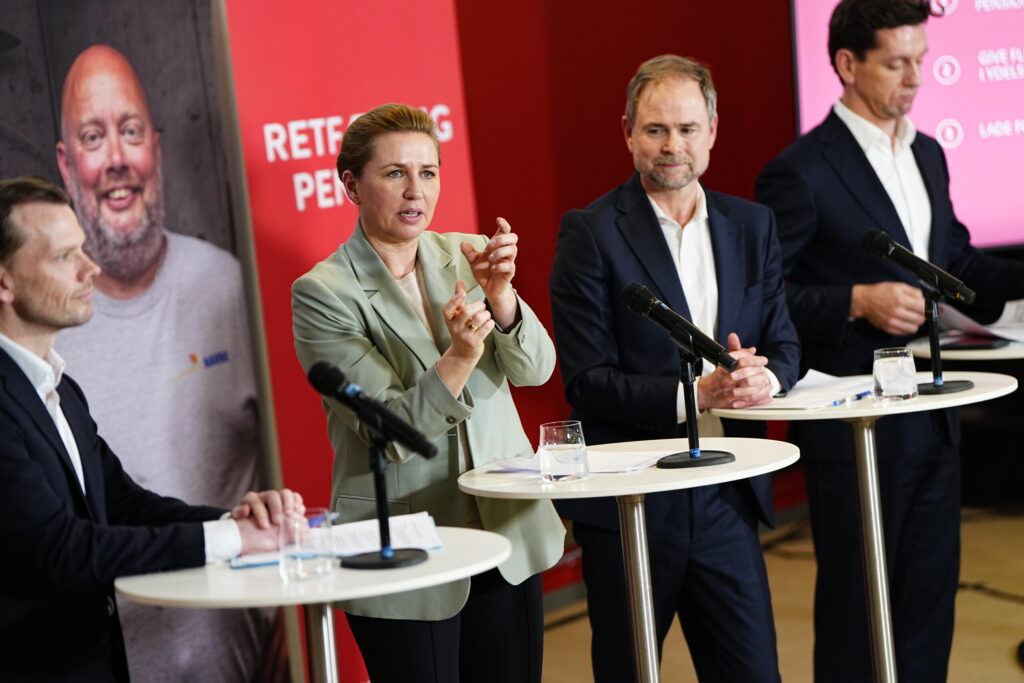 Pressemøde med statsminister Mette Frederiksen, finansminister Nicolai Wammen, beskæftigelsesminister Kaare Dybvad Bek og justitsminister Peter Hummelgaard ved Socialdemokratiets præsentation af udspil om pension på Plejecenter Sølund i København torsdag den 5. marts 2026.